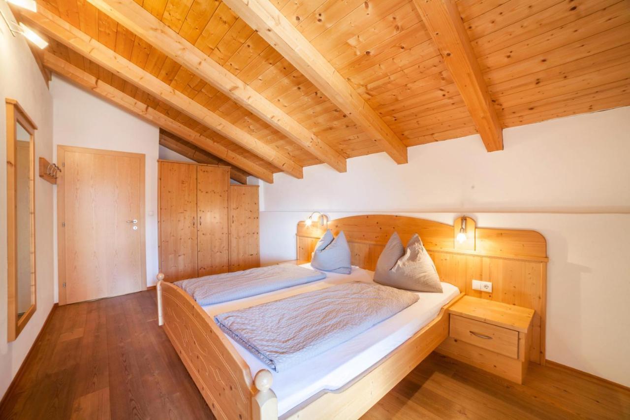 Oberegghof Ferienwohnung Hahnenkamm Rifiano Exteriör bild