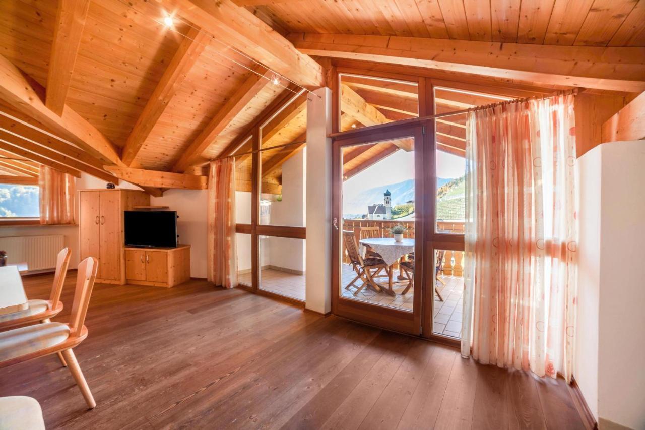 Oberegghof Ferienwohnung Hahnenkamm Rifiano Exteriör bild